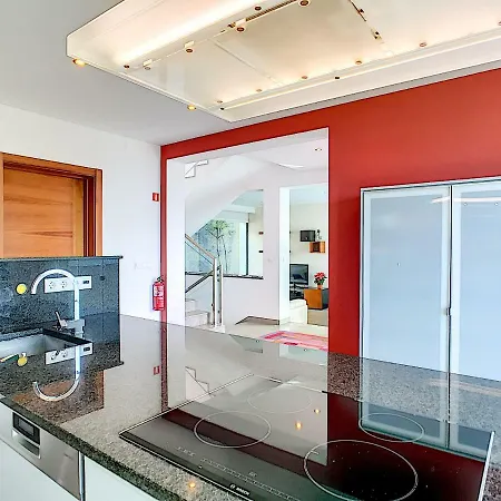 North Sea By Lovelystay Ponta Delgada (Madeira)